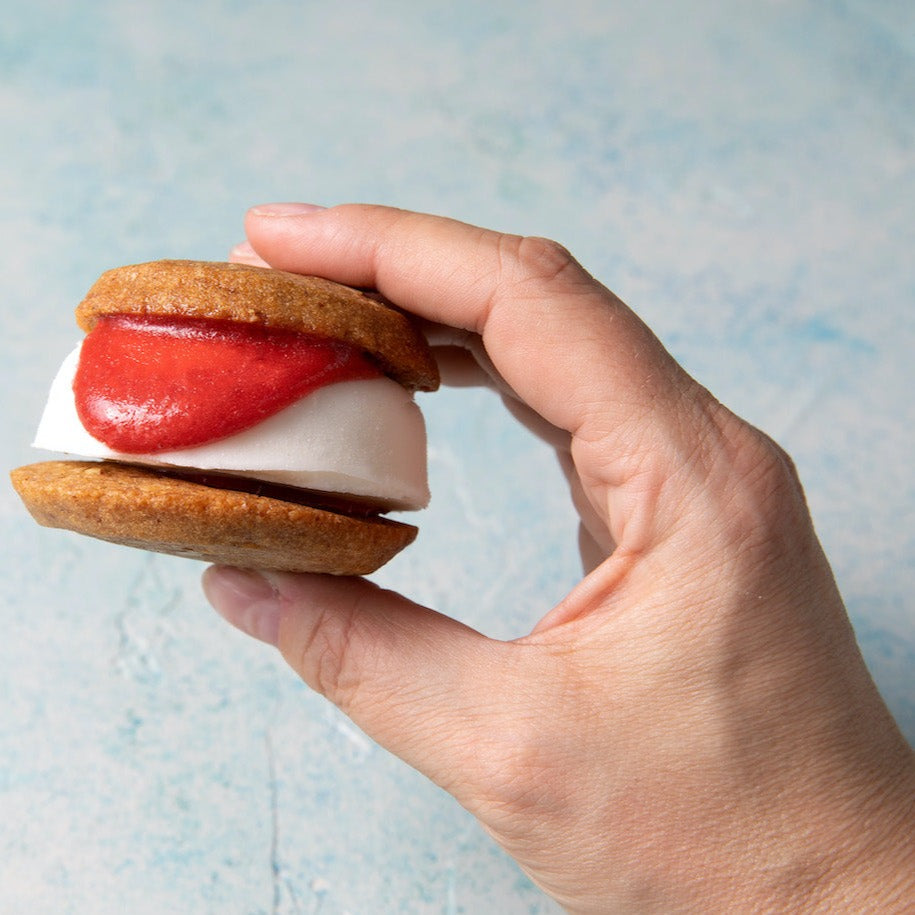 CUTZ Eis-Keks "Strawberry Cheesecake"